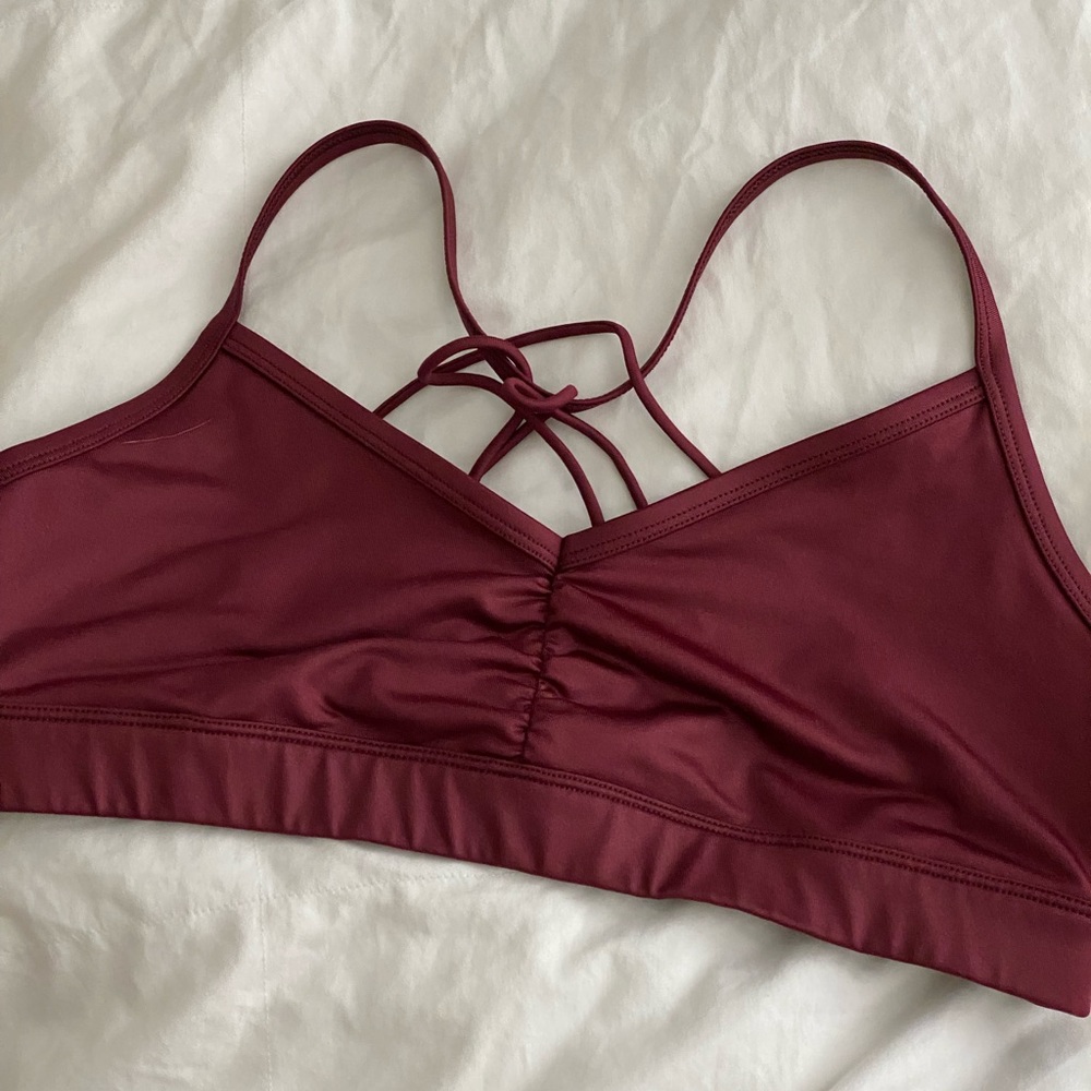 Alo Yoga Strappy Bra